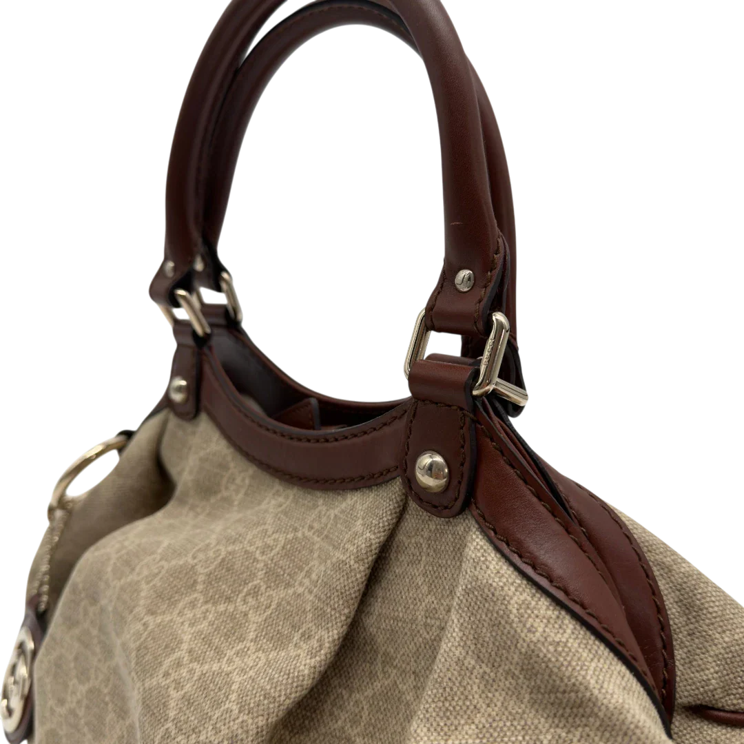 https://cdn.shopify.com/s/files/1/0564/9376/8855/files/GucciShopperSukeymonogrambeige7635.webp?v=1779408182