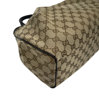 https://cdn.shopify.com/s/files/1/0564/9376/8855/files/GucciShopperSukeymonogrambeige7653.webp?v=1779408085