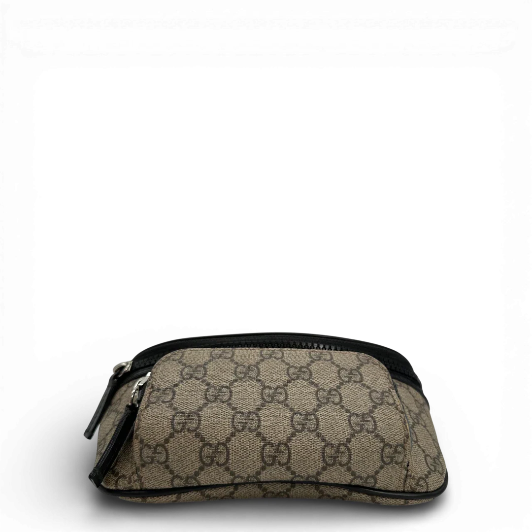 https://cdn.shopify.com/s/files/1/0564/9376/8855/files/Gucci_Bauchtasche_Supreme_small_monogram_beige_vintage_GG_2805.webp?v=1772708731