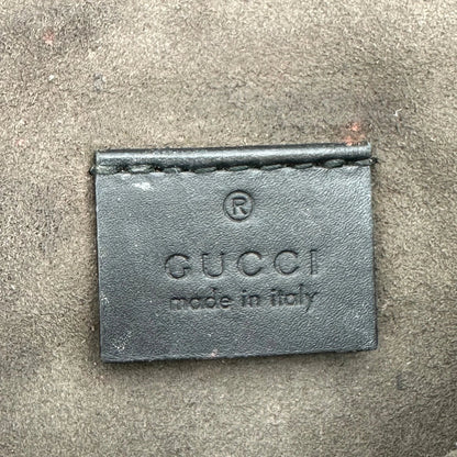 https://cdn.shopify.com/s/files/1/0564/9376/8855/files/Gucci_Bauchtasche_Supreme_small_monogram_beige_vintage_GG_2810.webp?v=1772708731