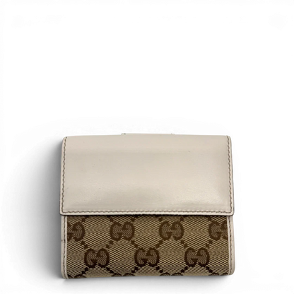 https://cdn.shopify.com/s/files/1/0564/9376/8855/files/Gucci_Geldbeutel_Lovely_Heart_monogram_beige_2.webp?v=1784270174