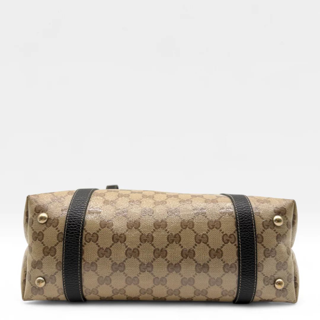 https://cdn.shopify.com/s/files/1/0564/9376/8855/files/Gucci_Handtasche_Abbey_PVC_monogram_beige_vintage_gg_handbag7982.webp?v=1759394852