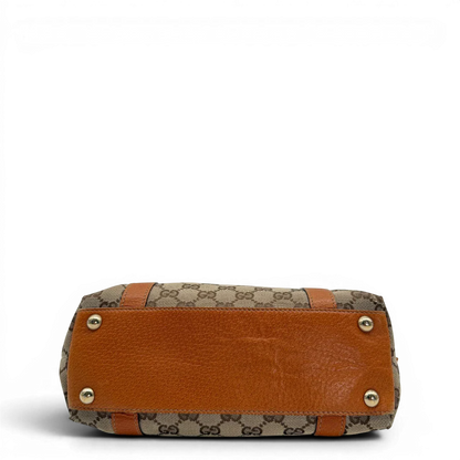 https://cdn.shopify.com/s/files/1/0564/9376/8855/files/Gucci_Handtasche_Abbey_klein_monogram_beige_vintage_GG6332.webp?v=1778676378