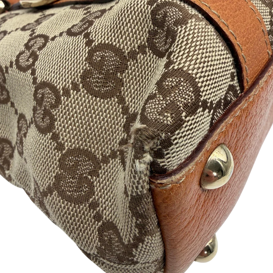 https://cdn.shopify.com/s/files/1/0564/9376/8855/files/Gucci_Handtasche_Abbey_klein_monogram_beige_vintage_GG6334.webp?v=1778676379