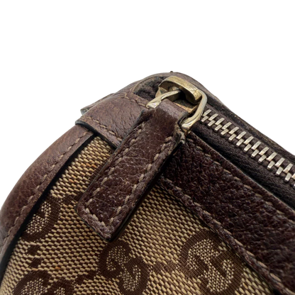 https://cdn.shopify.com/s/files/1/0564/9376/8855/files/Gucci_Handtasche_Abbey_langlich_monogram_beige_14.webp?v=1781712916
