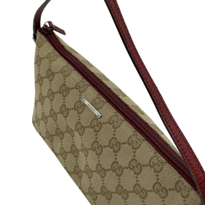 https://cdn.shopify.com/s/files/1/0564/9376/8855/files/Gucci_Handtasche_Boat_Baguette_monogram_beige_15_6eb5e4d5-55e9-4cd0-8e3d-d40dff88ed88.webp?v=1784282634