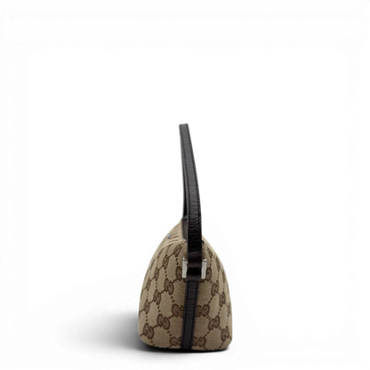https://cdn.shopify.com/s/files/1/0564/9376/8855/files/Gucci_Handtasche_Boat_Baguette_monogram_beige_4.webp?v=1782904852