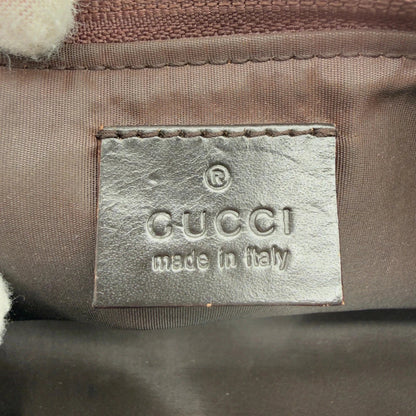 https://cdn.shopify.com/s/files/1/0564/9376/8855/files/Gucci_Handtasche_Boat_Baguette_monogram_beige_vintage_GG7599.webp?v=1779289596