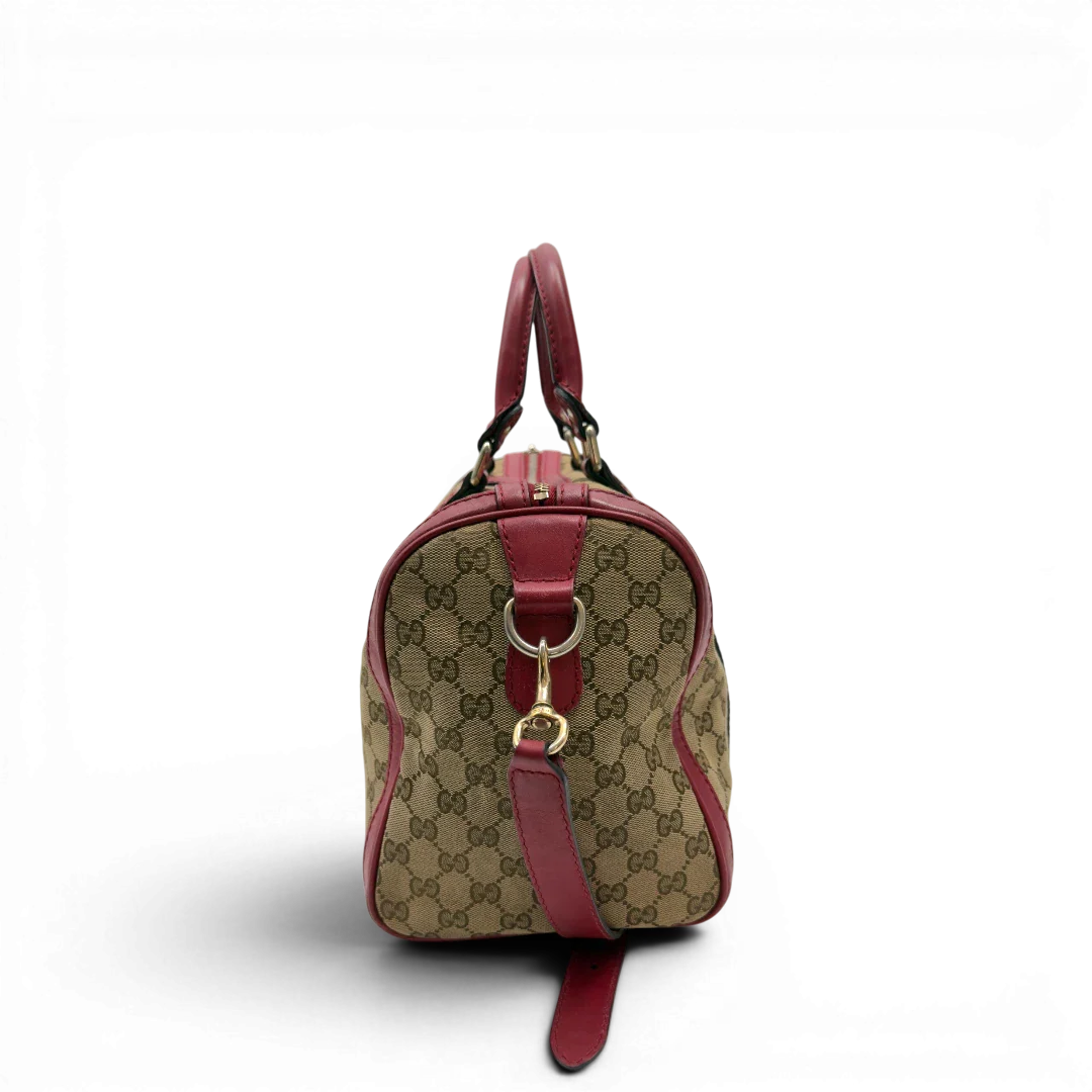 https://cdn.shopify.com/s/files/1/0564/9376/8855/files/Gucci_Handtasche_Boston_Bag_mit_Umhangegurt_monogram_beige_3.webp?v=1782909009