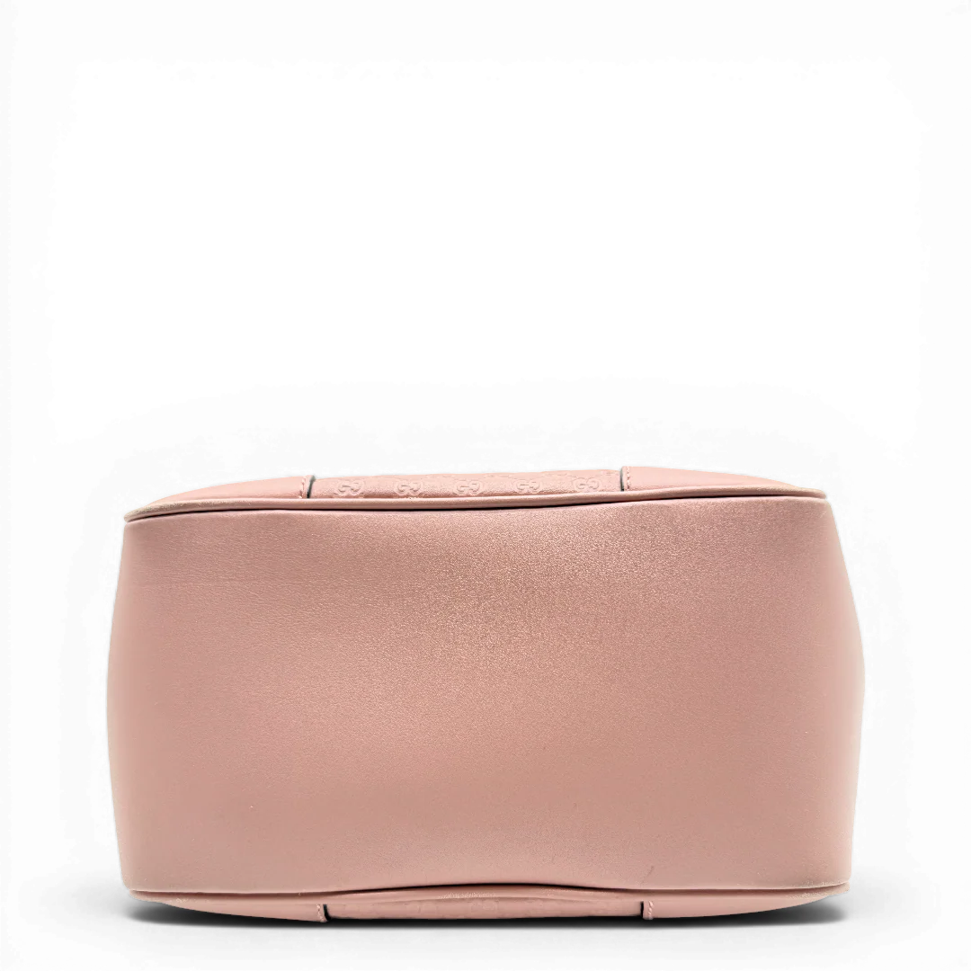 https://cdn.shopify.com/s/files/1/0564/9376/8855/files/Gucci_Handtasche_Bree_micro_Guccissima_aus_Leder_rosa_vintage_GG_1567.webp?v=1772102599