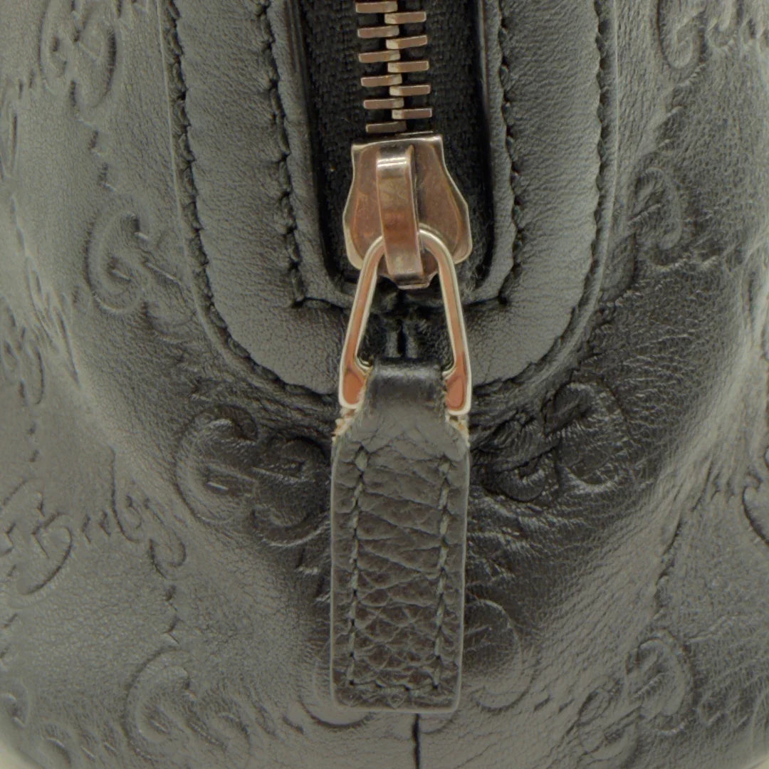 https://cdn.shopify.com/s/files/1/0564/9376/8855/files/Gucci_Handtasche_Dome_Guccissima_mit_Umhangegurt_monogram_schwarz_12.webp?v=1782906931