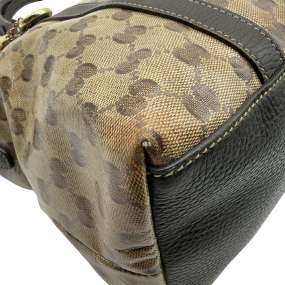 https://cdn.shopify.com/s/files/1/0564/9376/8855/files/Gucci_Handtasche_PVC_monogram_beige_vintage_GG7324.webp?v=1778680999