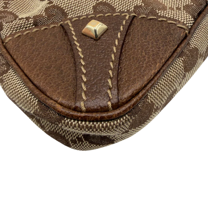 https://cdn.shopify.com/s/files/1/0564/9376/8855/files/Gucci_Handtasche_Soho_Leder_in_schwarz_mit_Nieten_Vintage_GG8269.webp?v=1781052191