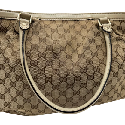 https://cdn.shopify.com/s/files/1/0564/9376/8855/files/Gucci_Handtasche_Sukey_Tote_Bag_monogram_beige_12_82188f5c-8d67-4185-80af-ede4e9bfba81.webp?v=1784240615