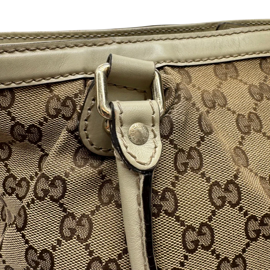 https://cdn.shopify.com/s/files/1/0564/9376/8855/files/Gucci_Handtasche_Sukey_Tote_Bag_monogram_beige_14_ca05c897-1ecf-4a29-bc9d-c50e8695148a.webp?v=1784240615