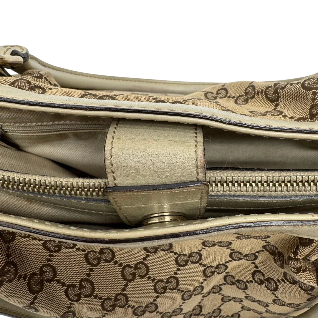 https://cdn.shopify.com/s/files/1/0564/9376/8855/files/Gucci_Handtasche_Sukey_Tote_Bag_monogram_beige_16_eb4ec265-dcd0-421f-bce7-27bbf3a92063.webp?v=1784240614