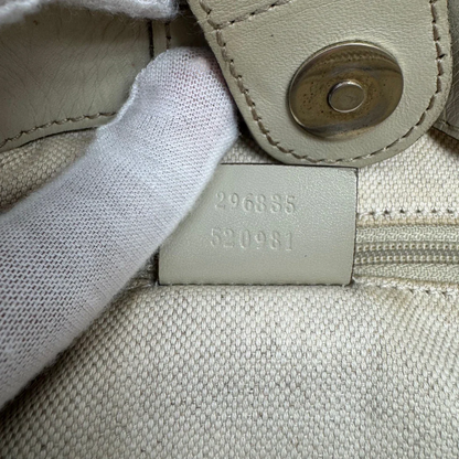 https://cdn.shopify.com/s/files/1/0564/9376/8855/files/Gucci_Handtasche_Sukey_Tote_Bag_monogram_beige_21.webp?v=1784240614