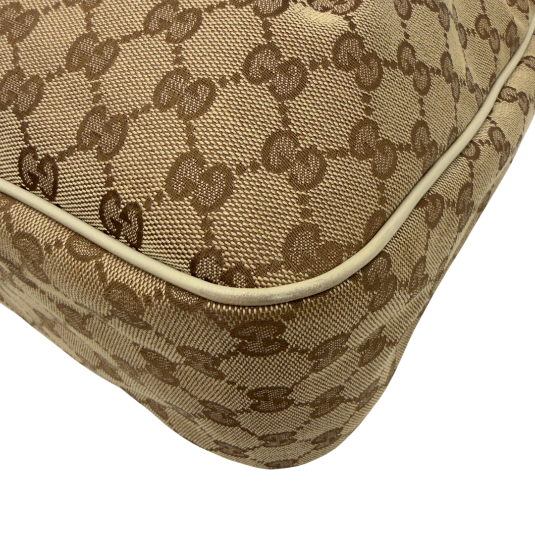 https://cdn.shopify.com/s/files/1/0564/9376/8855/files/Gucci_Handtasche_Sukey_Tote_Bag_monogram_beige_6.webp?v=1782908321