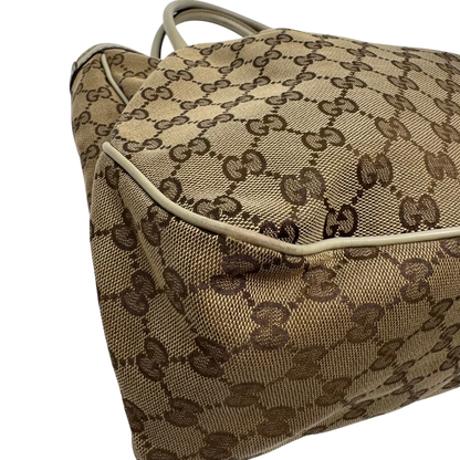 https://cdn.shopify.com/s/files/1/0564/9376/8855/files/Gucci_Handtasche_Sukey_Tote_Bag_monogram_beige_8_4fdbee97-28f1-4d66-9cc1-d1a2ba7db503.webp?v=1784240615