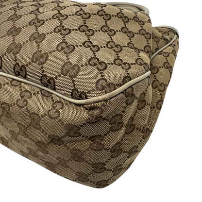 https://cdn.shopify.com/s/files/1/0564/9376/8855/files/Gucci_Handtasche_Sukey_Tote_Bag_monogram_beige_9_47e594e1-2c7d-4bea-bb8d-a71e902c9271.webp?v=1784240615