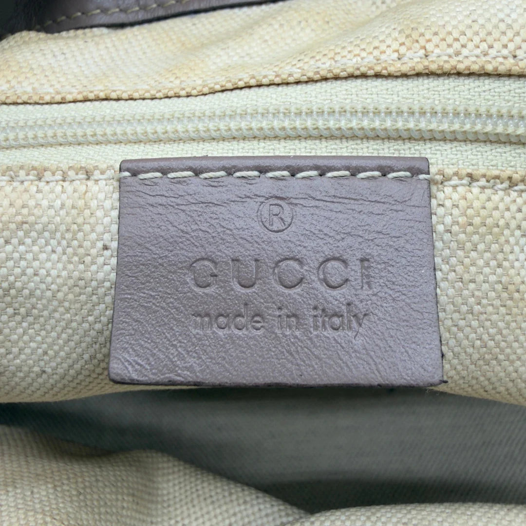 https://cdn.shopify.com/s/files/1/0564/9376/8855/files/Gucci_Handtasche_Sukey_mit_Umhangegurt_monogram_beige_14.webp?v=1782909395