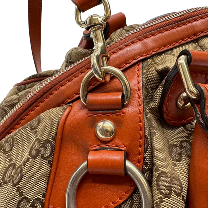 https://cdn.shopify.com/s/files/1/0564/9376/8855/files/Gucci_Handtasche_Sukey_mit_Umhangegurt_monogram_beige_17_9e0587e8-8e88-4fcf-b3e6-6af4abd257f0.webp?v=1784248099