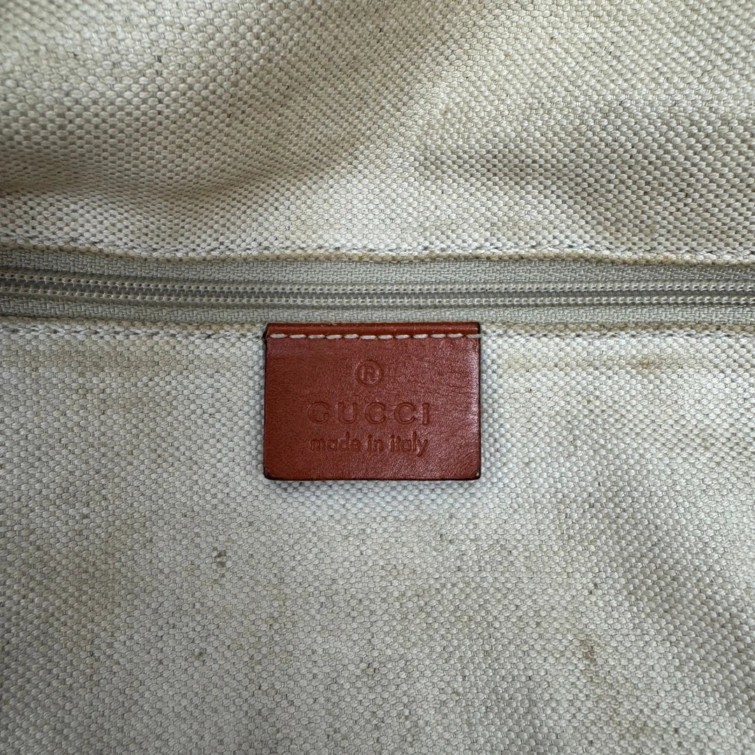 https://cdn.shopify.com/s/files/1/0564/9376/8855/files/Gucci_Handtasche_Sukey_mit_Umhangegurt_monogram_beige_20_6cb36c3d-1fef-4d1e-bcc1-198fcd02ee5f.webp?v=1784248099