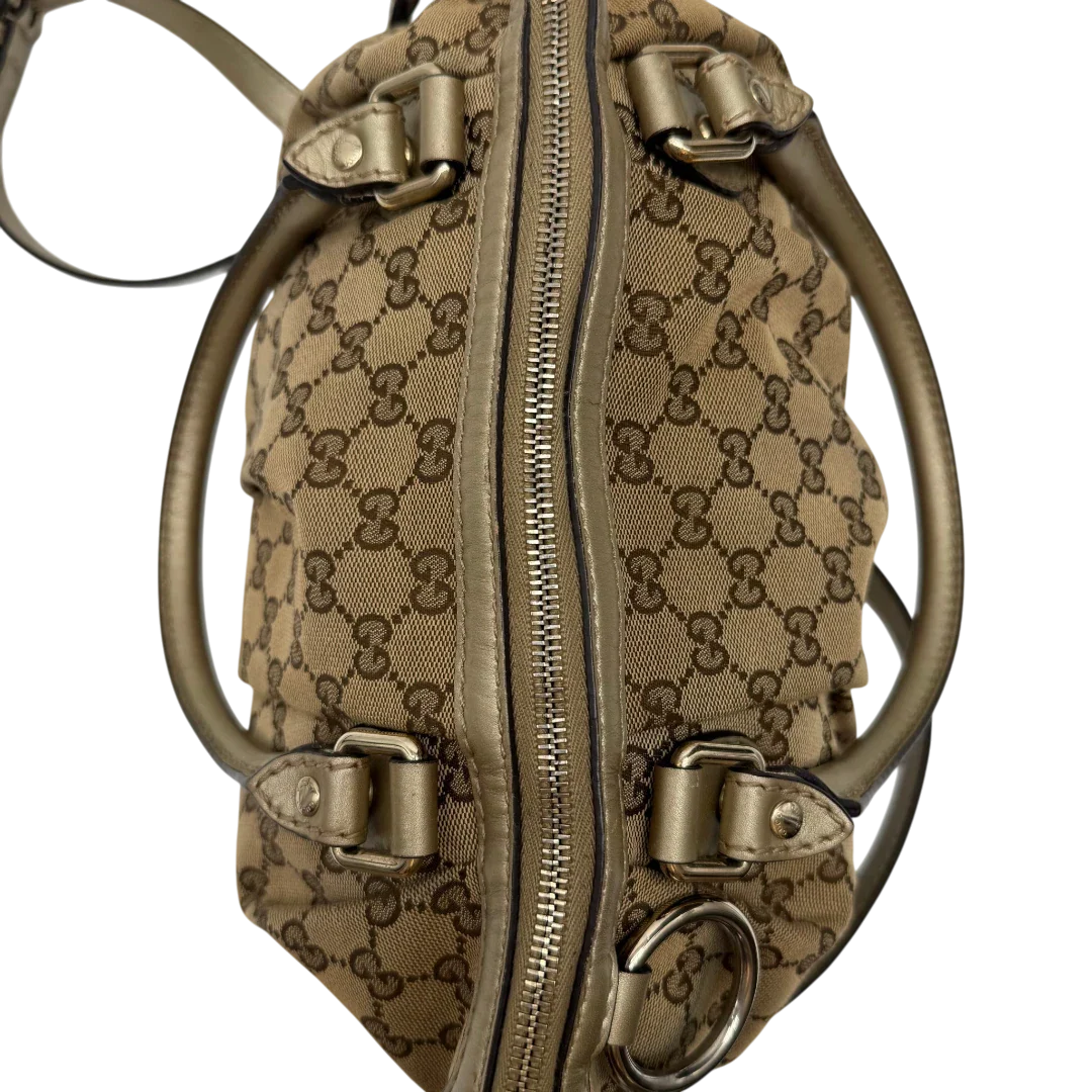 https://cdn.shopify.com/s/files/1/0564/9376/8855/files/Gucci_Handtasche_Sukey_mit_Umhangegurt_monogram_beige_20_a8864c66-9d8f-45df-b054-82f8dbb4d476.webp?v=1784126196
