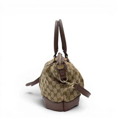 https://cdn.shopify.com/s/files/1/0564/9376/8855/files/Gucci_Handtasche_Sukey_mit_Umhangegurt_monogram_beige_3_b061f5a4-8413-47fa-a323-7bef9132721d.webp?v=1783513163