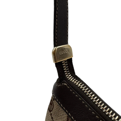 https://cdn.shopify.com/s/files/1/0564/9376/8855/files/Gucci_Pochette_Lovely_mit_GG_Herz_monogram_beige_13.webp?v=1783514912