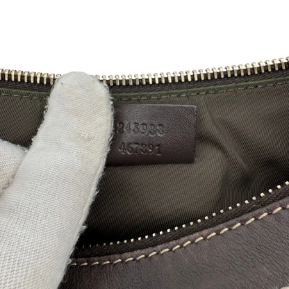 https://cdn.shopify.com/s/files/1/0564/9376/8855/files/Gucci_Pochette_Lovely_mit_GG_Herz_monogram_beige_18.webp?v=1783514912