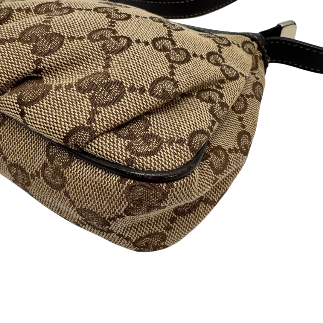 https://cdn.shopify.com/s/files/1/0564/9376/8855/files/Gucci_Pochette_Lovely_mit_GG_Herz_monogram_beige_vintage_GG2378.webp?v=1779966529