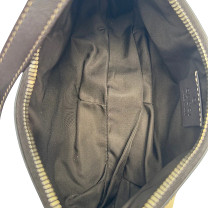 https://cdn.shopify.com/s/files/1/0564/9376/8855/files/Gucci_Pochette_Lovely_mit_GG_Herz_monogram_beige_vintage_GG2384.webp?v=1779966529