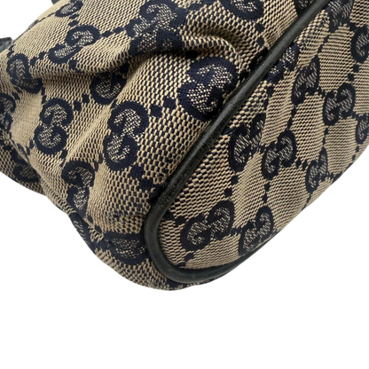 https://cdn.shopify.com/s/files/1/0564/9376/8855/files/Gucci_Pochette_Sherry_Line_monogram_beige_vintage_GG6083_1095b5f3-0cf4-4463-9a63-2f4699680e44.webp?v=1778198707