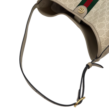 https://cdn.shopify.com/s/files/1/0564/9376/8855/files/Gucci_Schultertache_Ophidia_Bucket_monogram_beige_vintage_GG_0026.webp?v=1771411200