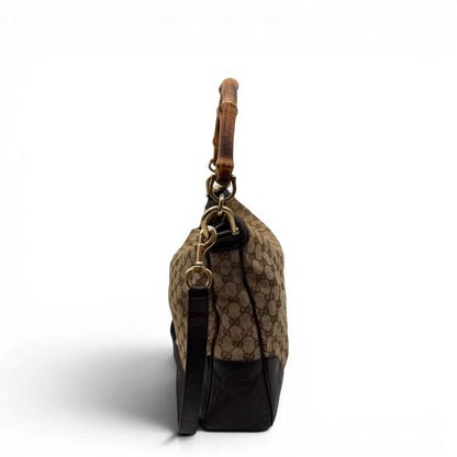 https://cdn.shopify.com/s/files/1/0564/9376/8855/files/Gucci_Schultertasche_Bamboo_mit_Umhangegurt_monogram_beige_4.webp?v=1781855072