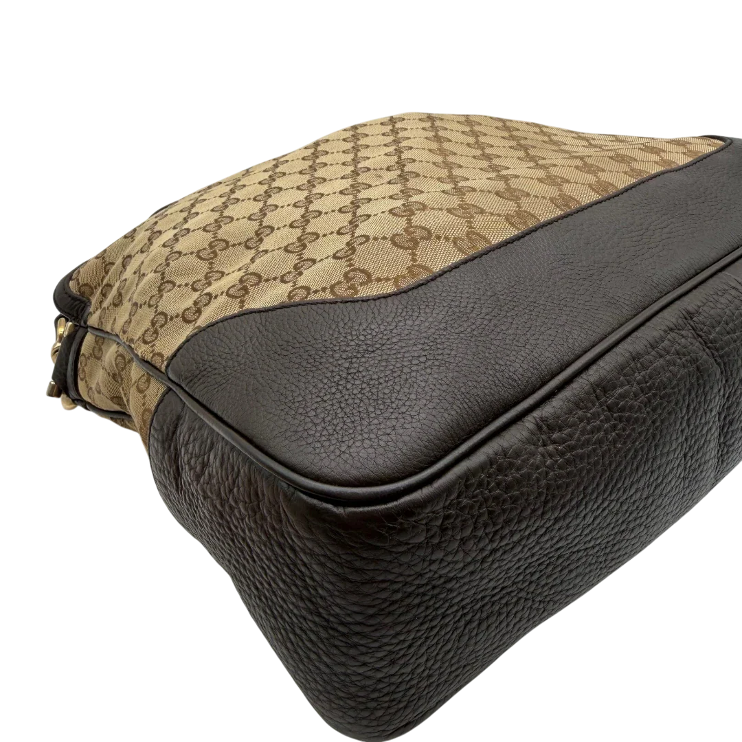 https://cdn.shopify.com/s/files/1/0564/9376/8855/files/Gucci_Schultertasche_Bamboo_mit_Umhangegurt_monogram_beige_6.webp?v=1781855073