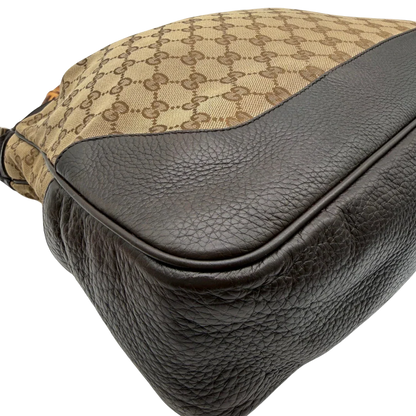 https://cdn.shopify.com/s/files/1/0564/9376/8855/files/Gucci_Schultertasche_Bamboo_mit_Umhangegurt_monogram_beige_8.webp?v=1781855073