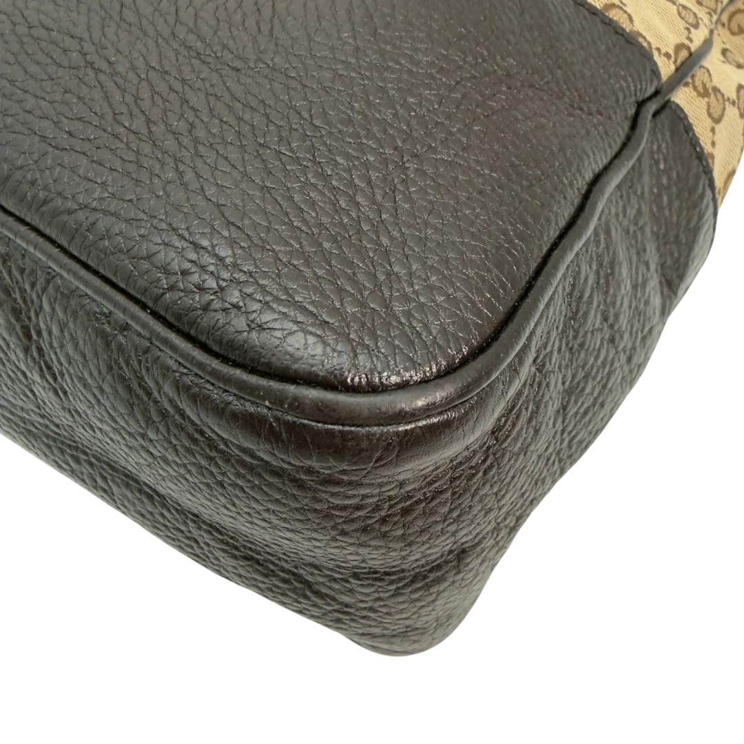 https://cdn.shopify.com/s/files/1/0564/9376/8855/files/Gucci_Schultertasche_Bamboo_mit_Umhangegurt_monogram_beige_vintage_GG8747.webp?v=1781083017