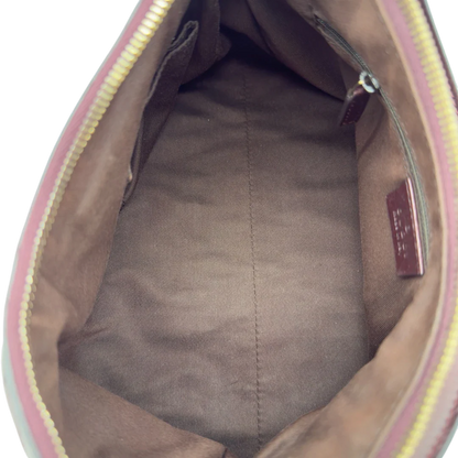 https://cdn.shopify.com/s/files/1/0564/9376/8855/files/Gucci_Schultertasche_D-Ring_medium_aus_Leder_monogram_lila_18.webp?v=1784283698