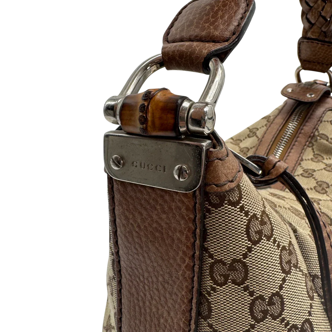 https://cdn.shopify.com/s/files/1/0564/9376/8855/files/Gucci_Schultertasche_Hobo_Bamboo_monogram_beige_vintage_GG2294.webp?v=1779968857