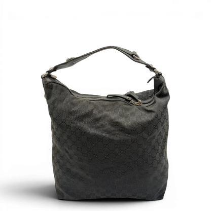https://cdn.shopify.com/s/files/1/0564/9376/8855/files/Gucci_Schultertasche_Horsebit_Hobo_large_monogram_schwarz_2.webp?v=1781855742