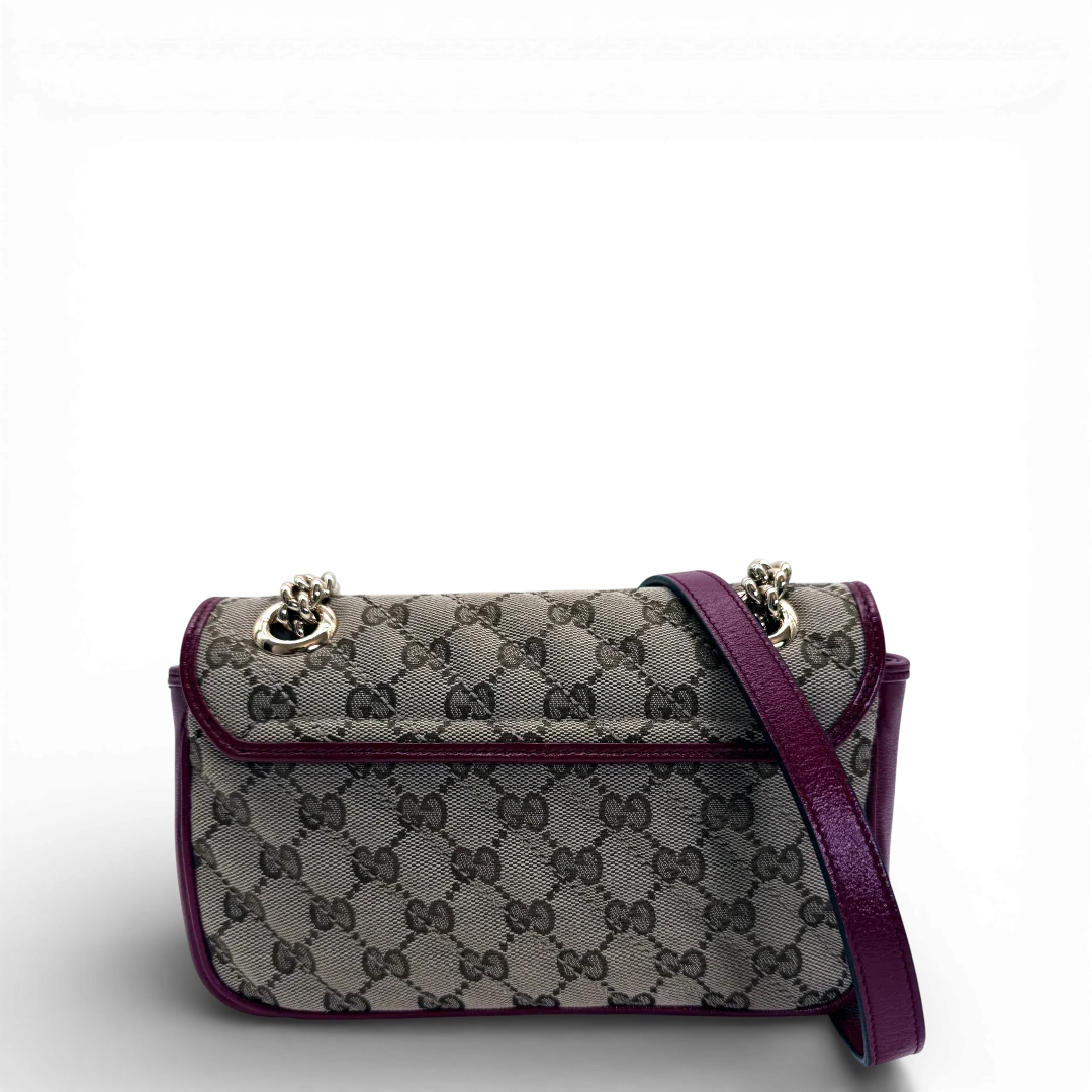 https://cdn.shopify.com/s/files/1/0564/9376/8855/files/Gucci_Schultertasche_Marmont_Small_GG_Beige_Canvas_Patchwork_vintage_GG_2184.webp?v=1772705540