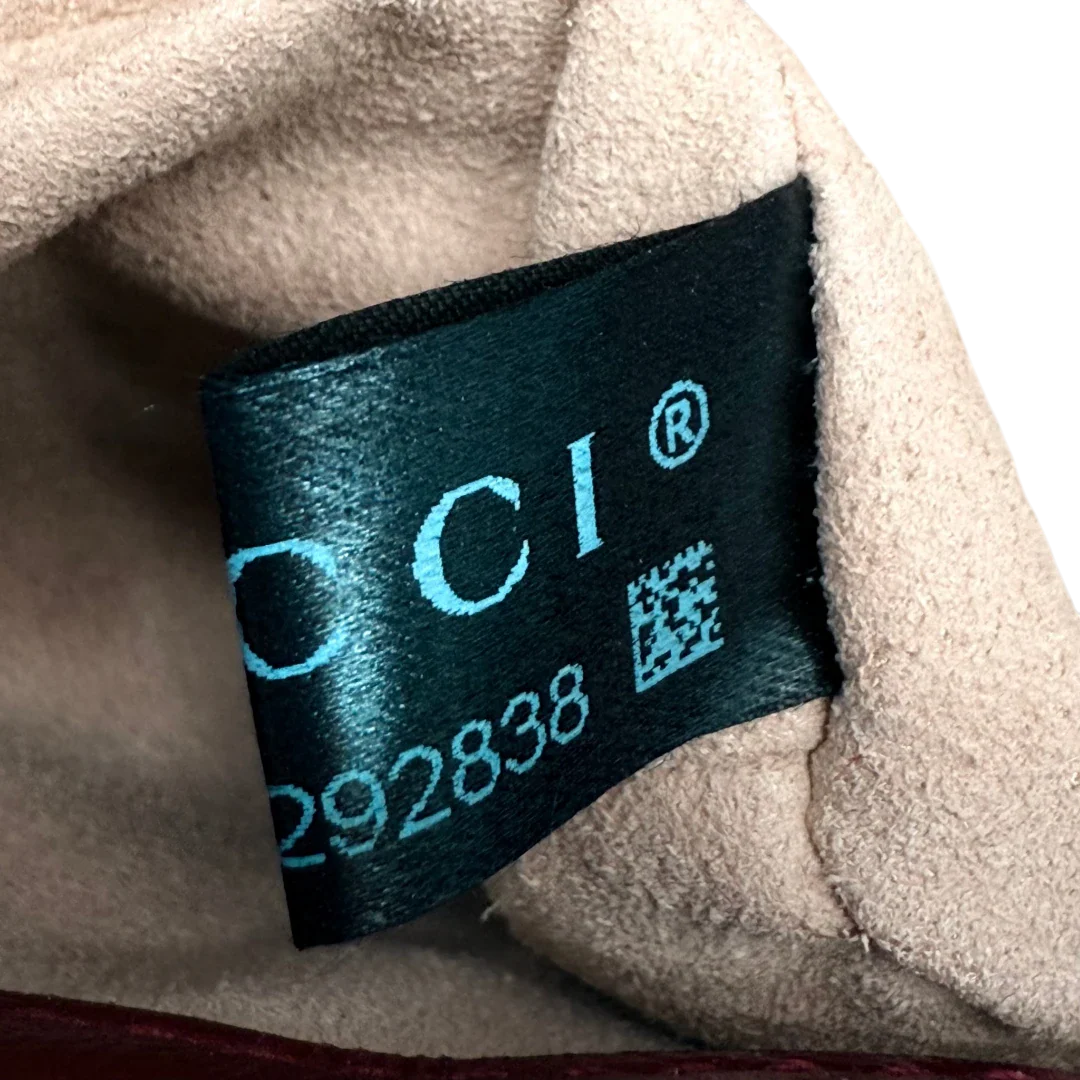 https://cdn.shopify.com/s/files/1/0564/9376/8855/files/Gucci_Schultertasche_Marmont_Small_GG_Beige_Canvas_Patchwork_vintage_GG_2202.webp?v=1772705540