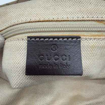 https://cdn.shopify.com/s/files/1/0564/9376/8855/files/Gucci_Schultertasche_Sukey_One_monogram_beige_13.webp?v=1781856423