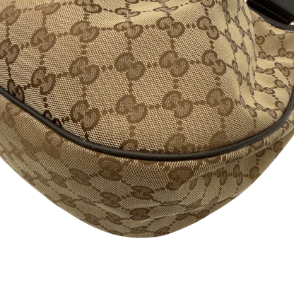 https://cdn.shopify.com/s/files/1/0564/9376/8855/files/Gucci_Schultertasche_Sukey_One_monogram_beige_7_fef0680f-37c0-4396-b43a-f5be157033c1.webp?v=1782384653