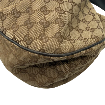 https://cdn.shopify.com/s/files/1/0564/9376/8855/files/Gucci_Schultertasche_Sukey_One_monogram_beige_8_5f172248-3ec1-4f85-9f0f-092d92500399.webp?v=1782906749