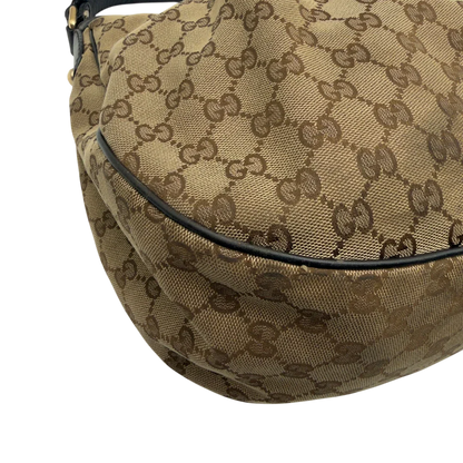 https://cdn.shopify.com/s/files/1/0564/9376/8855/files/Gucci_Schultertasche_Sukey_One_monogram_beige_9_23270f08-6f2b-459d-9b5a-48f73ce2f3ec.webp?v=1782906749