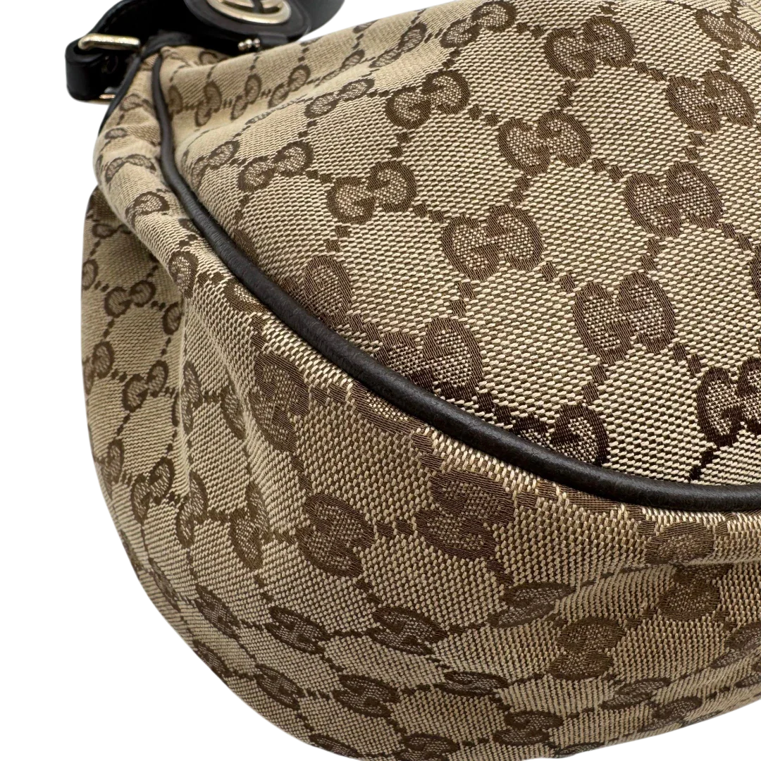 https://cdn.shopify.com/s/files/1/0564/9376/8855/files/Gucci_Schultertasche_Sukey_One_monogram_braun_6_2da4d54f-9c02-4a37-a1c6-712b18486703.webp?v=1783514604