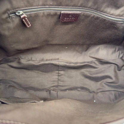 https://cdn.shopify.com/s/files/1/0564/9376/8855/files/Gucci_Shopper_Abbey_monogram_beige_12.webp?v=1782909170